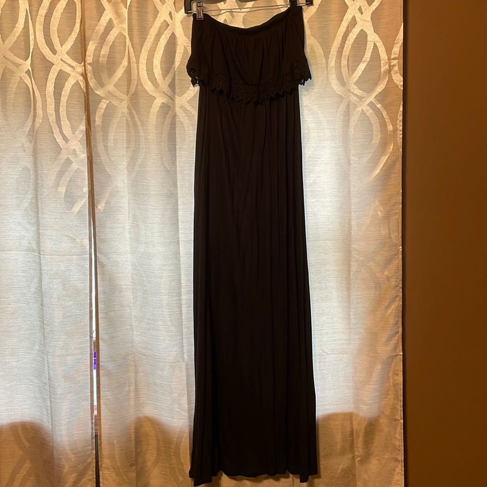 Black strapless dress